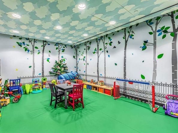 160 East 22nd Street 10D, New York NY 10010