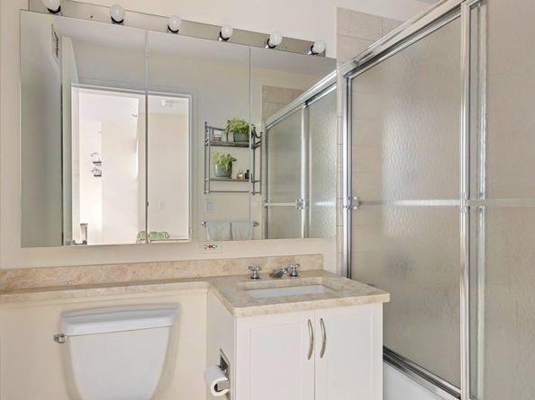 250 East 30th Street 6D, New York NY 10016