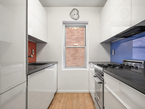 118 East 60th Street 7B, New York NY 10022