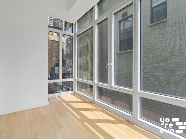 247 West 46th Street 308, New York NY 10036