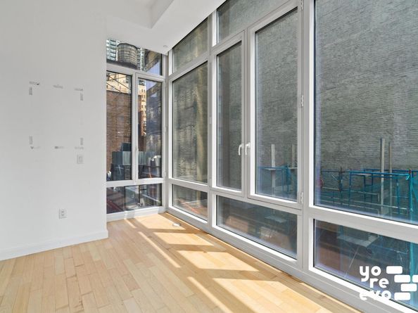 247 West 46th Street 308, New York NY 10036
