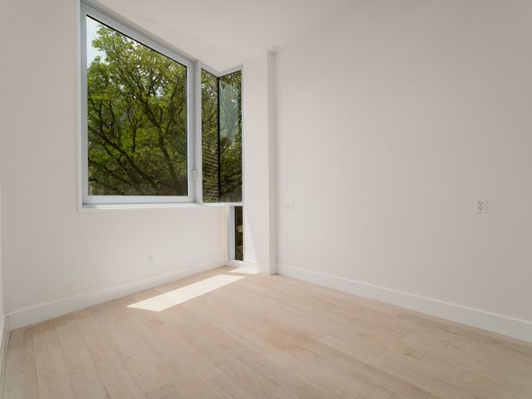 819 Dean Street, Brooklyn NY 11238