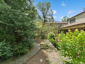 195-22 Mclaughlin Avenue, Queens NY 11423