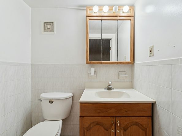 195-22 Mclaughlin Avenue, Queens NY 11423