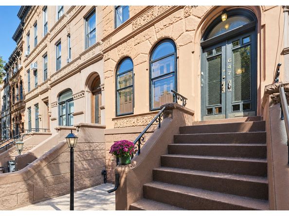 647 10th Street, Brooklyn NY 11215