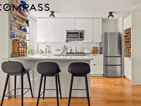 210 East Broadway H302, New York NY 10002