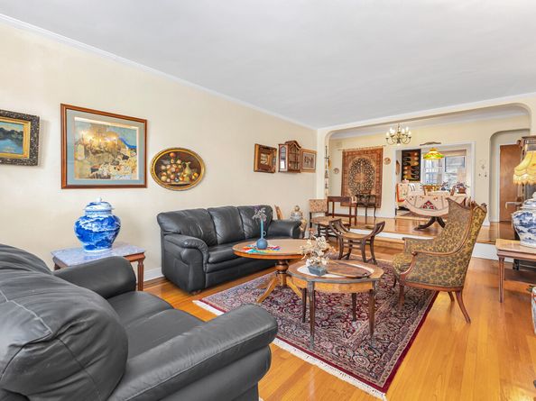 69-11 Yellowstone Boulevard A41, Queens NY 11375