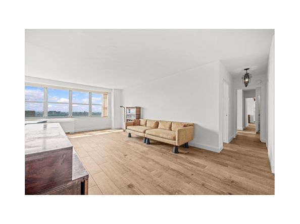 555 Kappock Street 24T, Bronx NY 10463