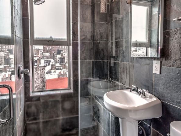 92 Perry Street 19, New York NY 10014