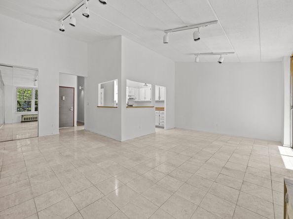 10106 4th Avenue 26E, Brooklyn NY 11209