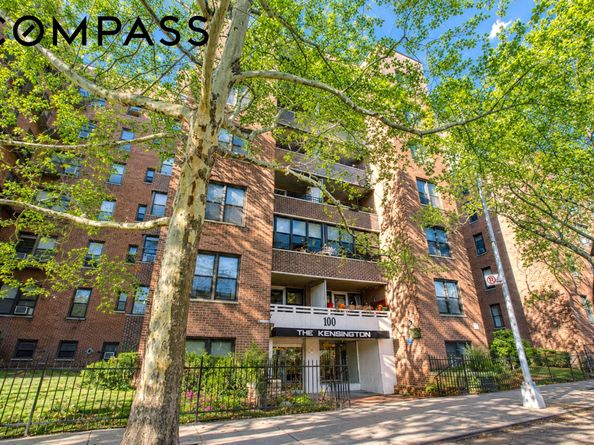 100 Ocean Parkway 6K, Brooklyn NY 11218