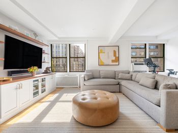 60 East 9th Street