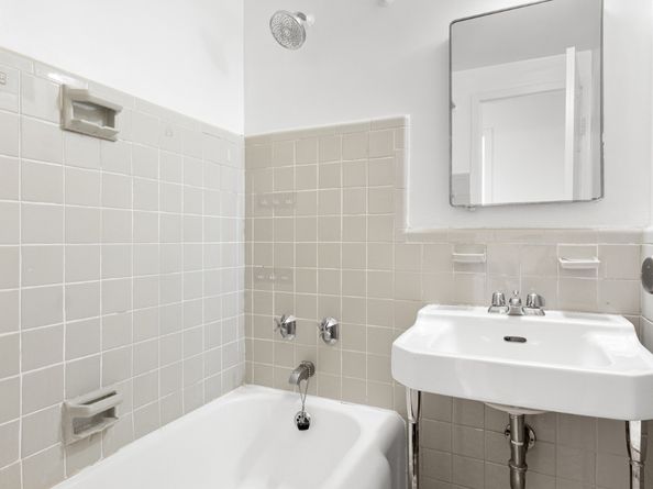 3 Fordham Hill Oval 8F, Bronx NY 10468