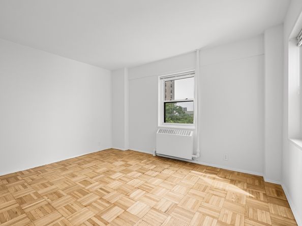 3 Fordham Hill Oval 8F, Bronx NY 10468