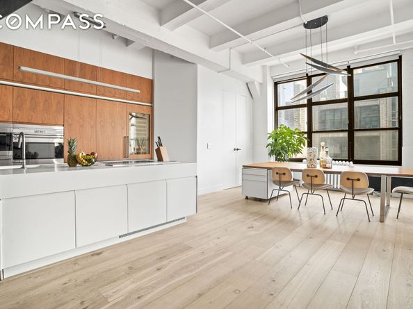 448 West 37th Street 8C, New York NY 10018