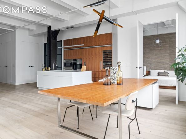 448 West 37th Street 8C, New York NY 10018