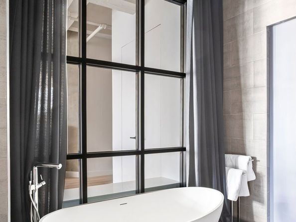 448 West 37th Street 8C, New York NY 10018