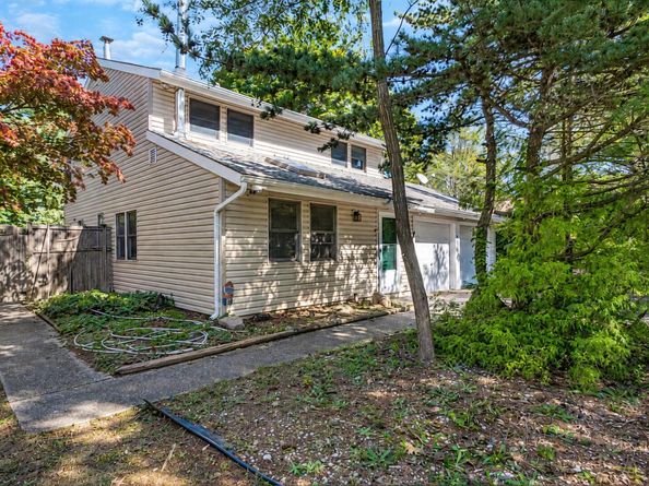 54 Rustic Avenue, Medford NY 11763