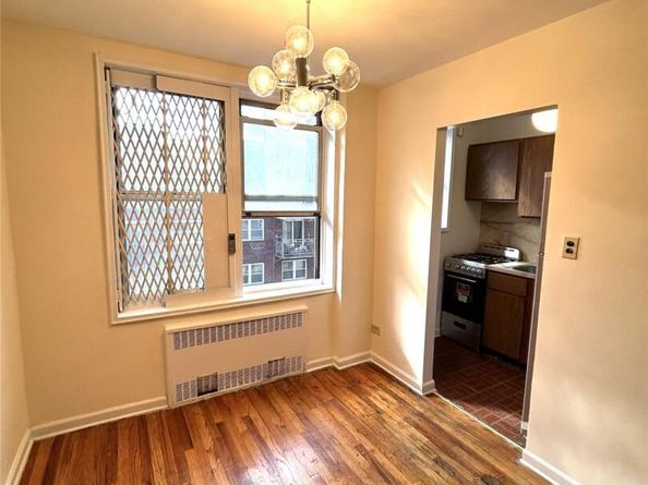 67-30 Clyde Street 4P, Forest Hills NY 11375
