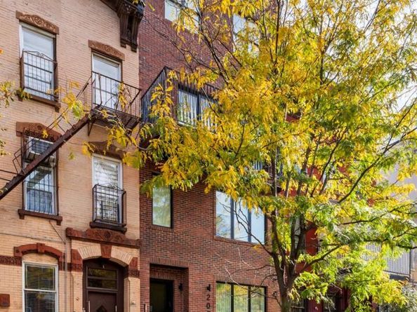 207 Lee Avenue, Brooklyn NY 11206