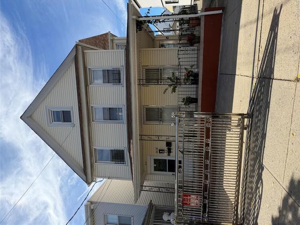 10638 97th Street, Ozone Park NY 11417
