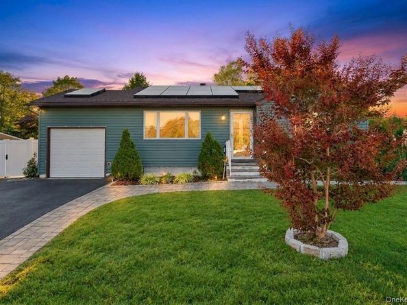 16 Neptune Avenue, Patchogue NY 11772
