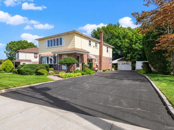 634 Broadway, Bethpage NY 11714