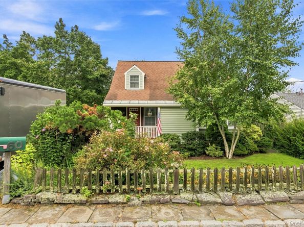 60 Livingston Avenue, Valhalla NY 10595