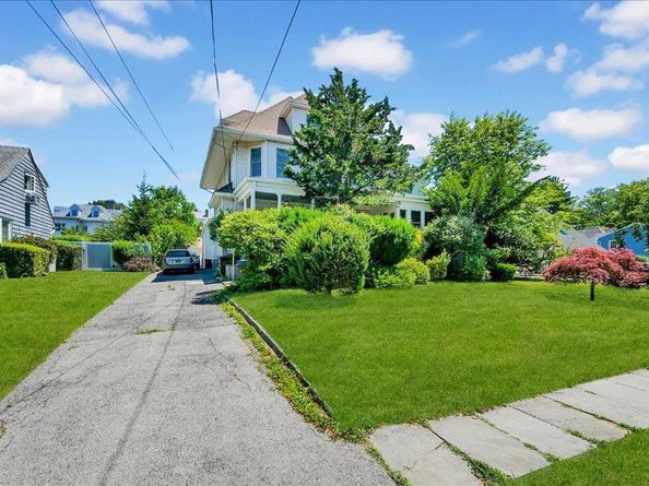 228 Weyman Avenue, New Rochelle NY 10805