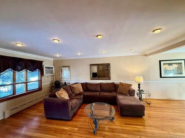 6354 77th Street, Middle Village NY 11379