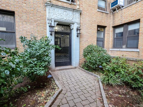 14809 Northern Boulevard 5J, Flushing NY 11354