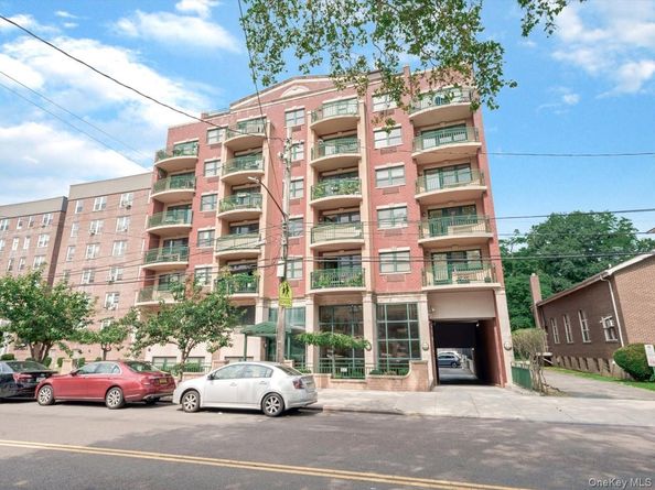 143-41 84th Drive 1A, Briarwood NY 11435