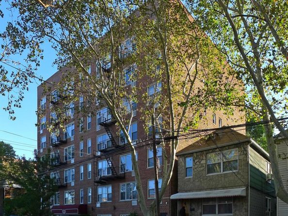 50-15 39th Street 5C, Sunnyside NY 11104