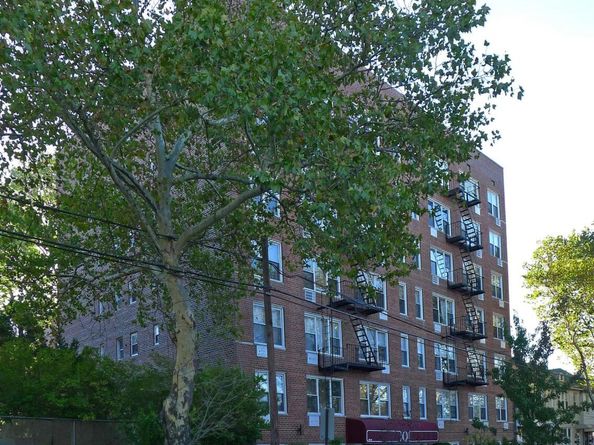 50-15 39th Street 5C, Sunnyside NY 11104