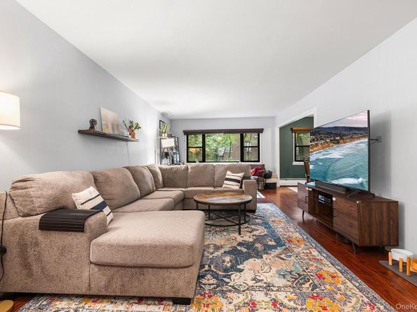 2241 Palmer Avenue 3E, New Rochelle NY 10801