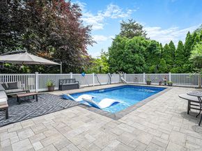 6 New York Avenue, Stony Brook NY 11790