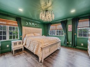 6 New York Avenue, Stony Brook NY 11790