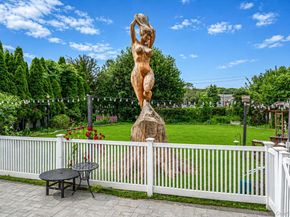 6 New York Avenue, Stony Brook NY 11790