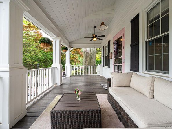 6 New York Avenue, Stony Brook NY 11790
