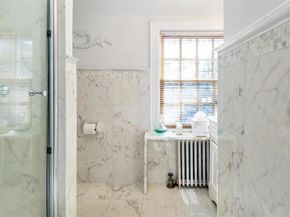 21 Bayview Avenue, Great Neck NY 11021