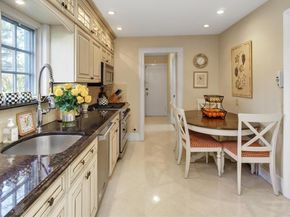 21 Bayview Avenue, Great Neck NY 11021