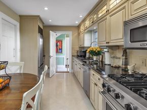 21 Bayview Avenue, Great Neck NY 11021