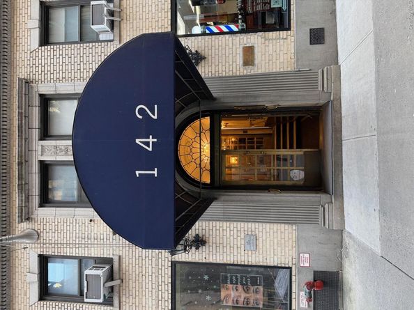 142 E 49th Street 5B, New York (Manhattan) NY 10017