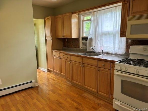 22 E 5th Street, Huntington Station NY 11746
