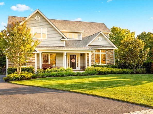 38 Blackberry Lane, Center Moriches NY 11934