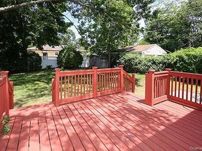 530 Coolidge Avenue, Rockville Centre NY 11570