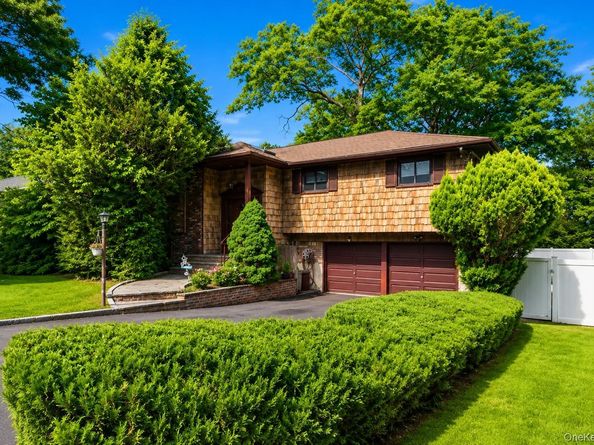 37 Windham Drive, South Huntington NY 11746