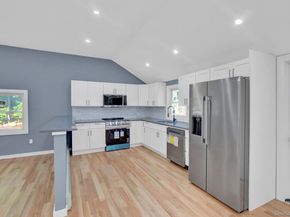 85 Hawthorne Street, Selden NY 11784