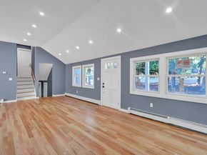 85 Hawthorne Street, Selden NY 11784