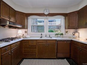 72 Hickory Hill Drive, Dobbs Ferry NY 10522